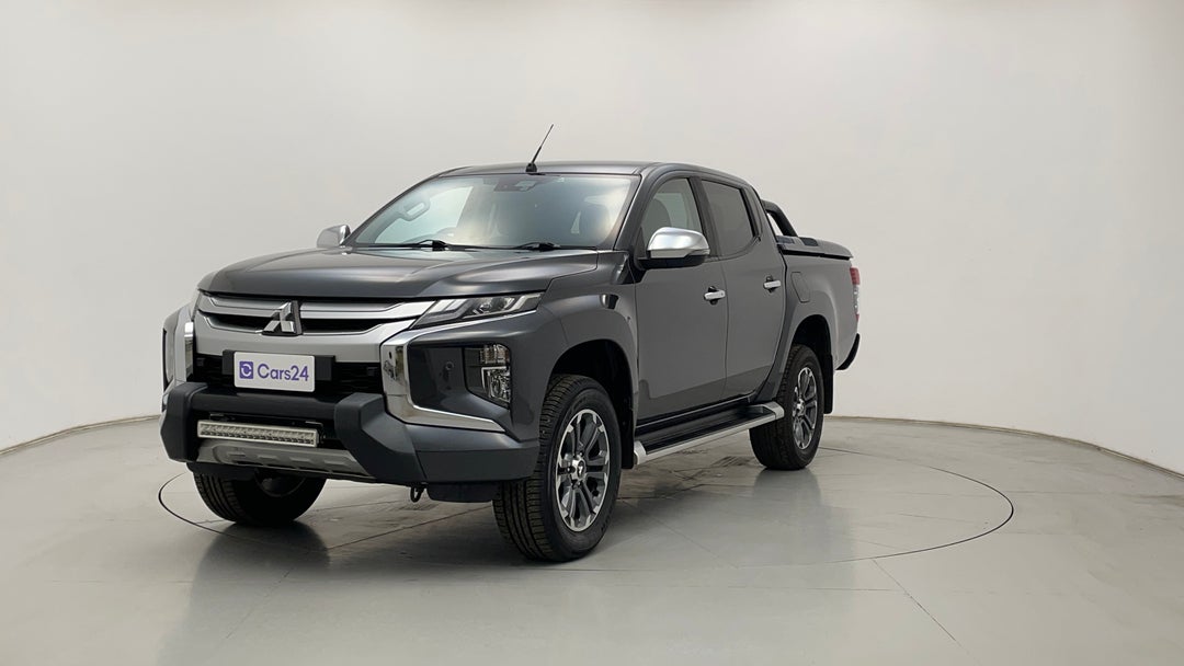 Left Front Diagonal (45- Degree) View