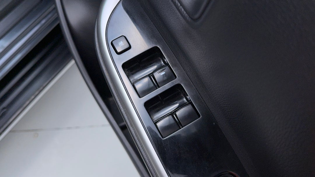 Drivers Side Door Panel Controls