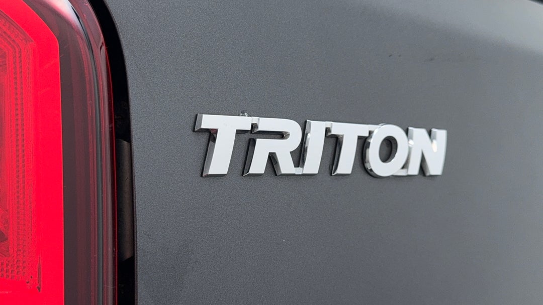 Badge (Boot Left Side)