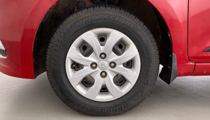 2017 Hyundai Elite i20 SPORTZ 1.2, Petrol, Manual, 49,509 km, Left Front Wheel