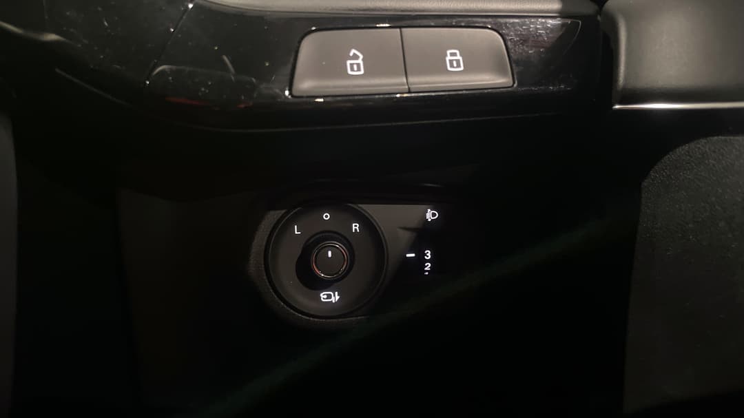 2024 MG Mg3 Essence, Automatic, 12233 km, Utility Switches/Buttons