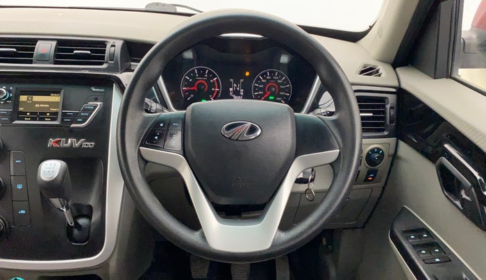 2016 Mahindra Kuv100 K8 D 6 STR, Diesel, Manual, 78,802 km, Steering Wheel Close Up