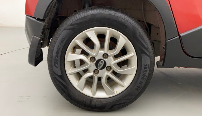 2016 Mahindra Kuv100 K8 D 6 STR, Diesel, Manual, 78,802 km, Right Rear Wheel