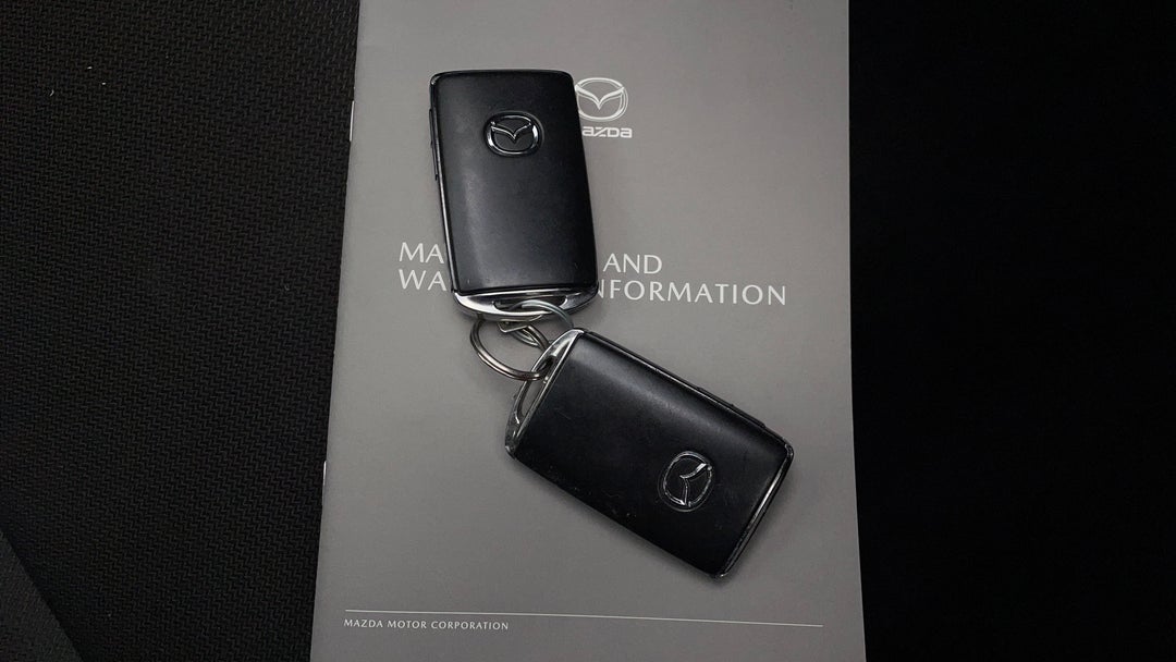 2024 Mazda 3 G20 Evolve, Automatic, 3347 km, Key Close-up