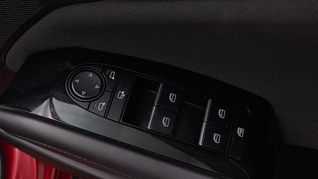 2024 Mazda 3 G20 Evolve, Automatic, 3347 km, Drivers Side Door Panel Controls