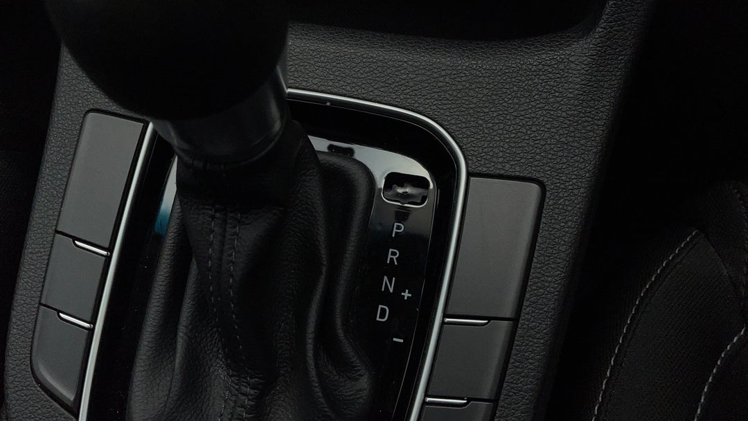 2019 Hyundai i30 Active, Automatic, 52861 km, Miscellaneous Interior Broken