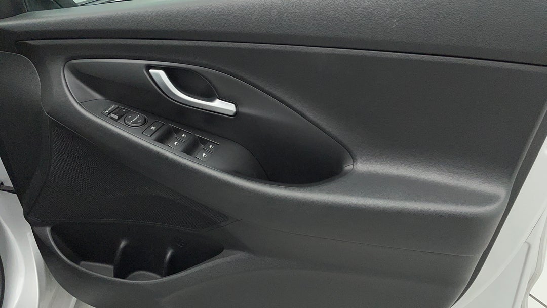 2019 Hyundai i30 Active, Automatic, 52861 km, Speaker View