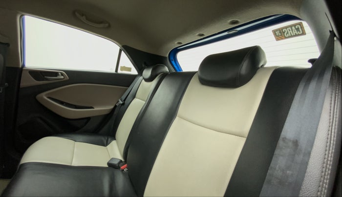 2017 Hyundai Elite i20 ASTA 1.2, Petrol, Manual, 70,414 km, Right Side Rear Door Cabin