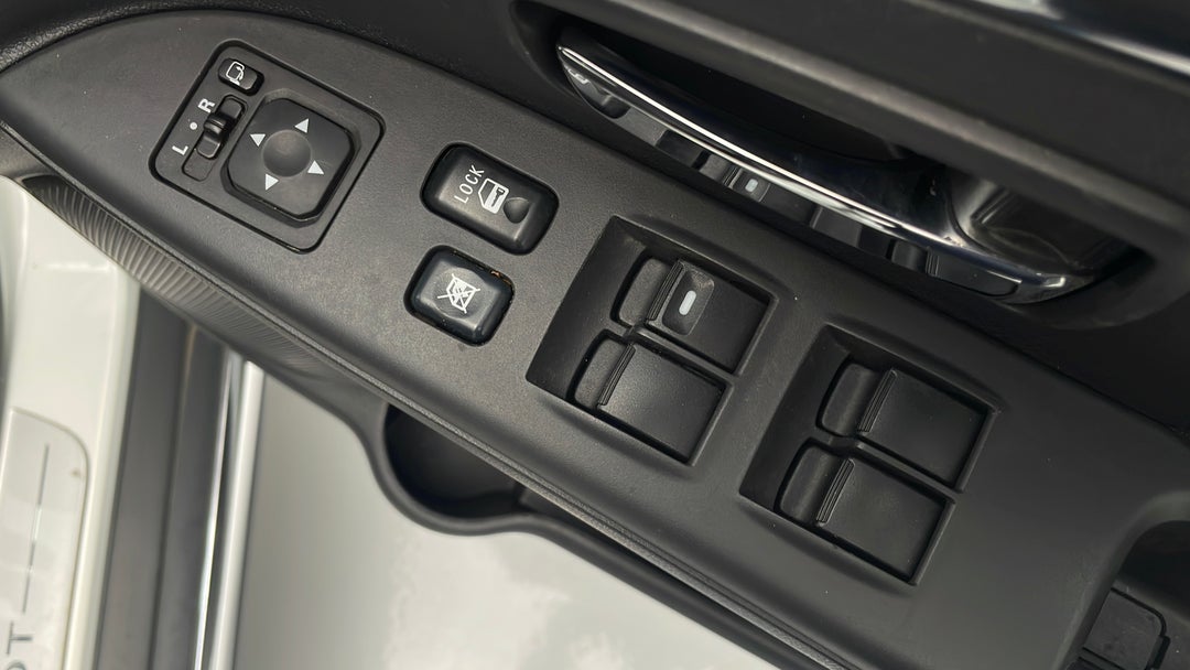 Drivers Side Door Panel Controls