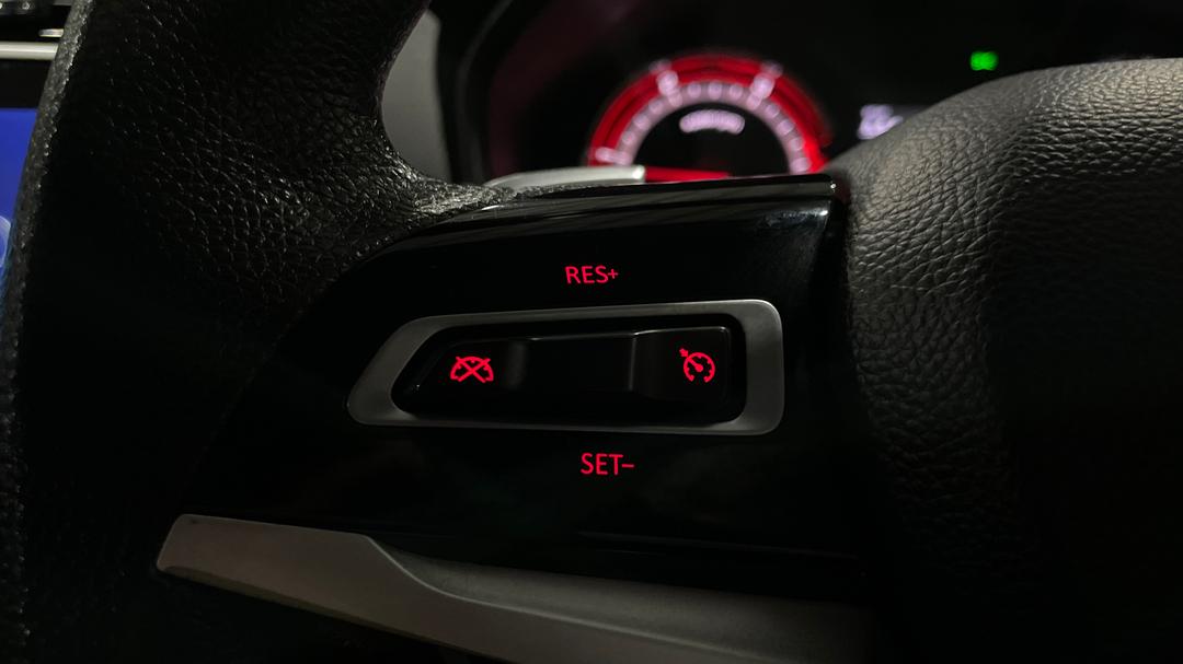 2022 LDV T60 Max Pro (4x4), Automatic, 63935 km, Cruise Control