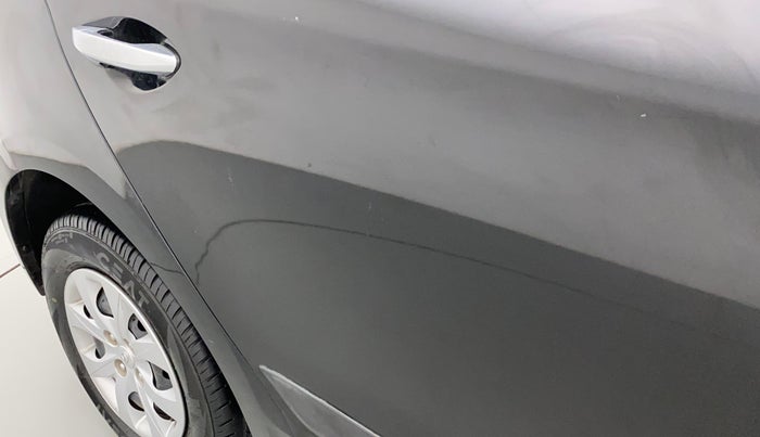 2017 Hyundai Elite i20 SPORTZ 1.4 CRDI, Diesel, Manual, 1,04,426 km, Right rear door - Minor scratches