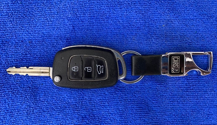 2017 Hyundai Elite i20 SPORTZ 1.4 CRDI, Diesel, Manual, 1,04,426 km, Key Close Up