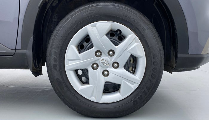 2019 Hyundai VENUE S MT 1.2 KAPPA, Petrol, Manual, 28,891 km, Right Front Wheel