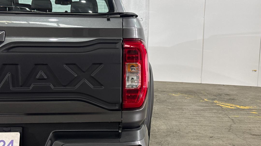 2022 LDV T60 Max Luxe (4x4), Automatic, 48019 km, Badge (Boot Right Side)