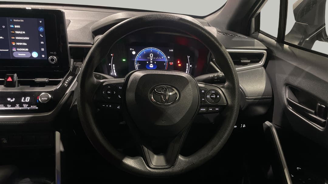 2023 Toyota Corolla Cross Gx 2WD, Automatic, 39404 km, Steering Wheel Close-up