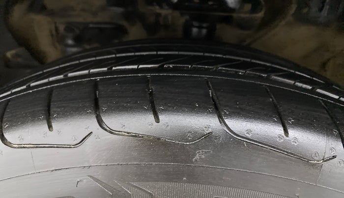 2019 KIA SELTOS GTK 1.4 PETROL, Petrol, Manual, 77,498 km, Left Front Tyre Tread