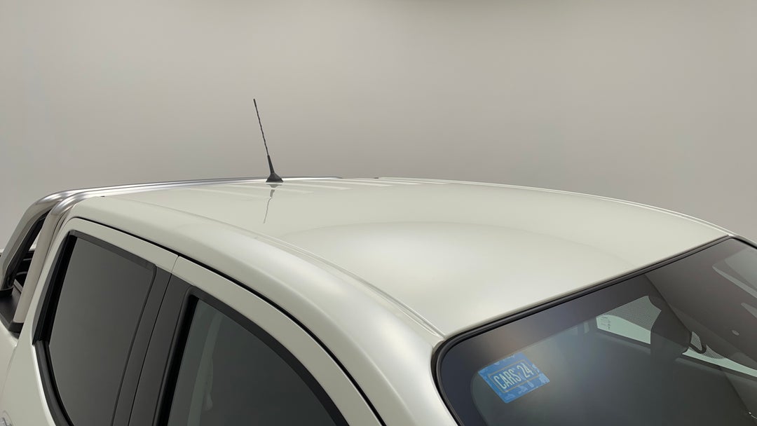 2023 Nissan Navara St-x Cb (4x4) Non-lfi, Automatic, 17317 km, Roof/Sunroof View