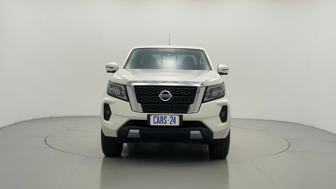 2023 Nissan Navara St-x Cb (4x4) Non-lfi, Automatic, 17317 km, Front View