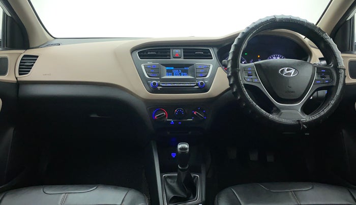 2020 Hyundai Elite i20 1.2 MAGNA PLUS VTVT, Petrol, Manual, 55,967 km, Dashboard