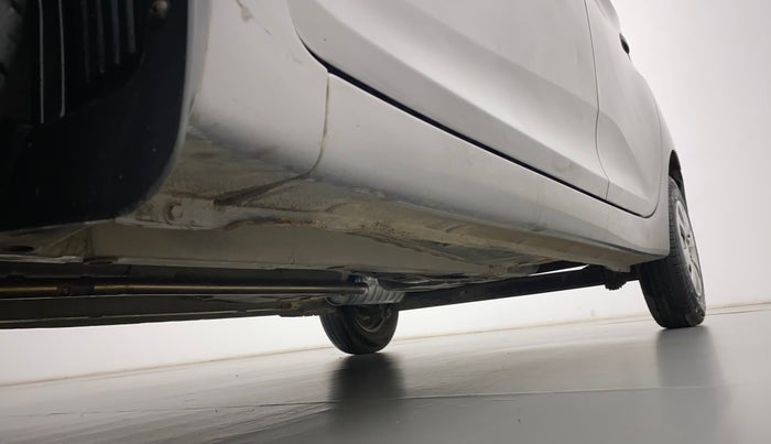 2013 Hyundai Eon ERA +, Petrol, Manual, 23,439 km, Left running board - Minor scratches