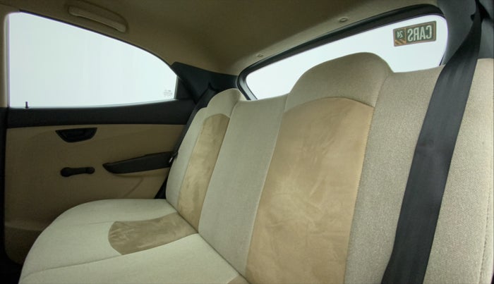 2013 Hyundai Eon ERA +, Petrol, Manual, 23,439 km, Right Side Rear Door Cabin
