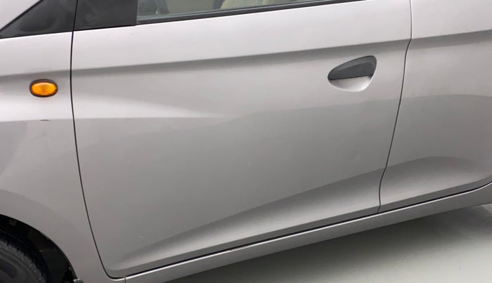 2013 Hyundai Eon ERA +, Petrol, Manual, 23,439 km, Front passenger door - Slightly dented