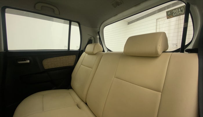 2018 Maruti Wagon R 1.0 VXI AMT, Petrol, Automatic, 34,473 km, Right Side Rear Door Cabin