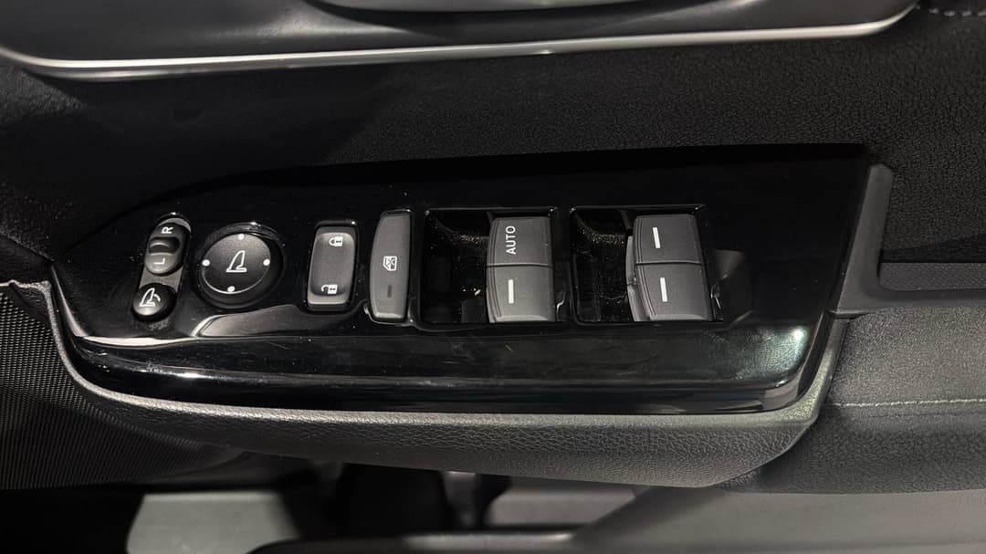 2019 Honda CR-V Vti (2WD), Automatic, 57483 km, Drivers Side Door Panel Controls