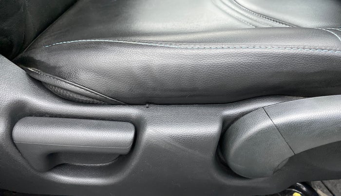 2016 Honda Jazz 1.2L I-VTEC VX, Petrol, Manual, 44,688 km, Driver Side Adjustment Panel