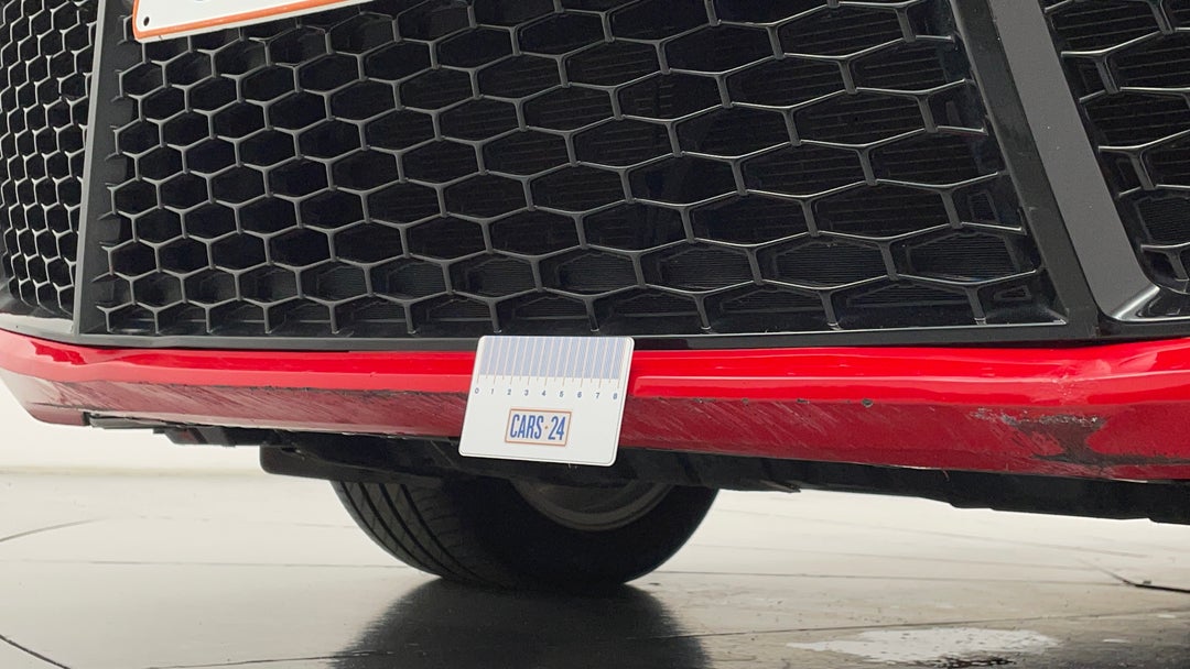 Bumper Front Scratch