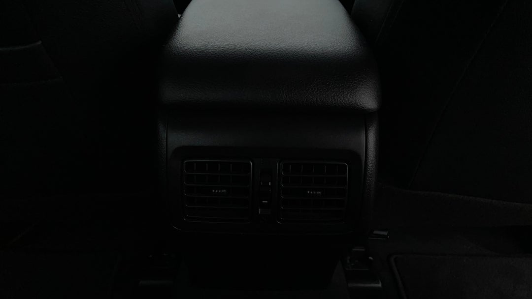 Rear A/C Vent