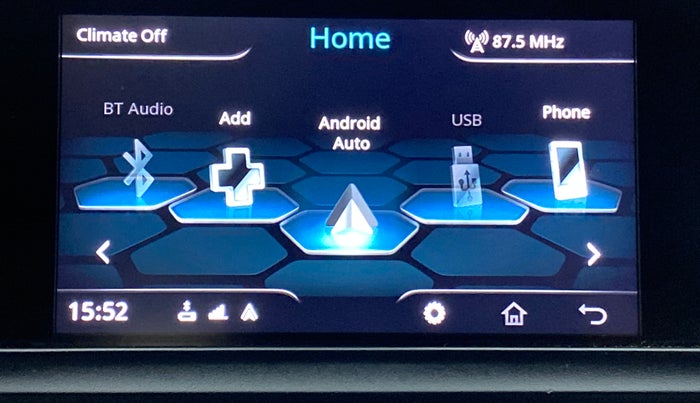 2018 Tata NEXON XZA + 1.2 PETROL A/T, Petrol, Automatic, 31,832 km, Apple CarPlay and Android Auto