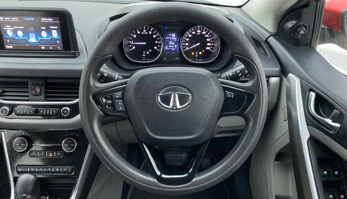 2018 Tata NEXON XZA + 1.2 PETROL A/T, Petrol, Automatic, 31,832 km, Steering Wheel Close Up