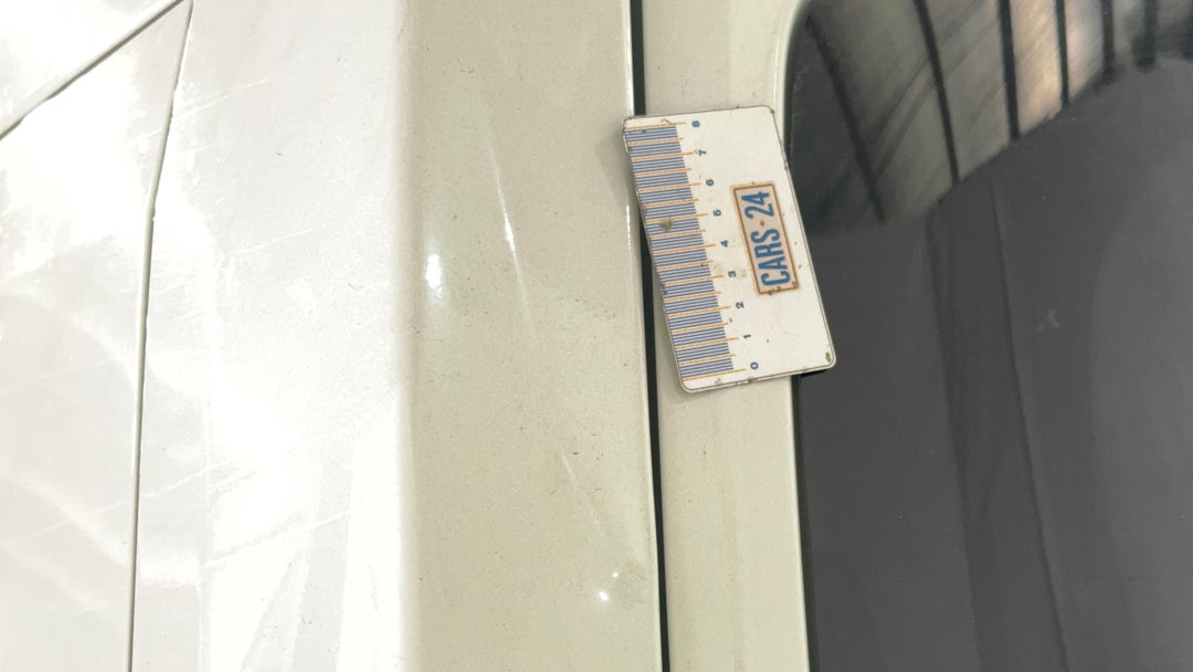 Boot / Tailgate Tailgate Dent