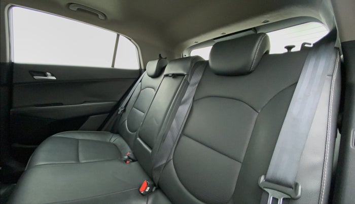 2018 Hyundai Creta 1.6 SX (O) VTVT, Petrol, Manual, 34,283 km, Right Side Rear Door Cabin