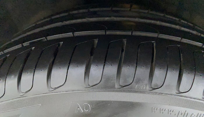 2013 Audi A4 2.0 TDI S LINE, Diesel, Automatic, 43,615 km, Left Rear Tyre Tread