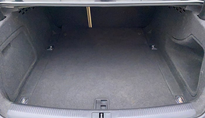 2013 Audi A4 2.0 TDI S LINE, Diesel, Automatic, 43,615 km, Boot Inside