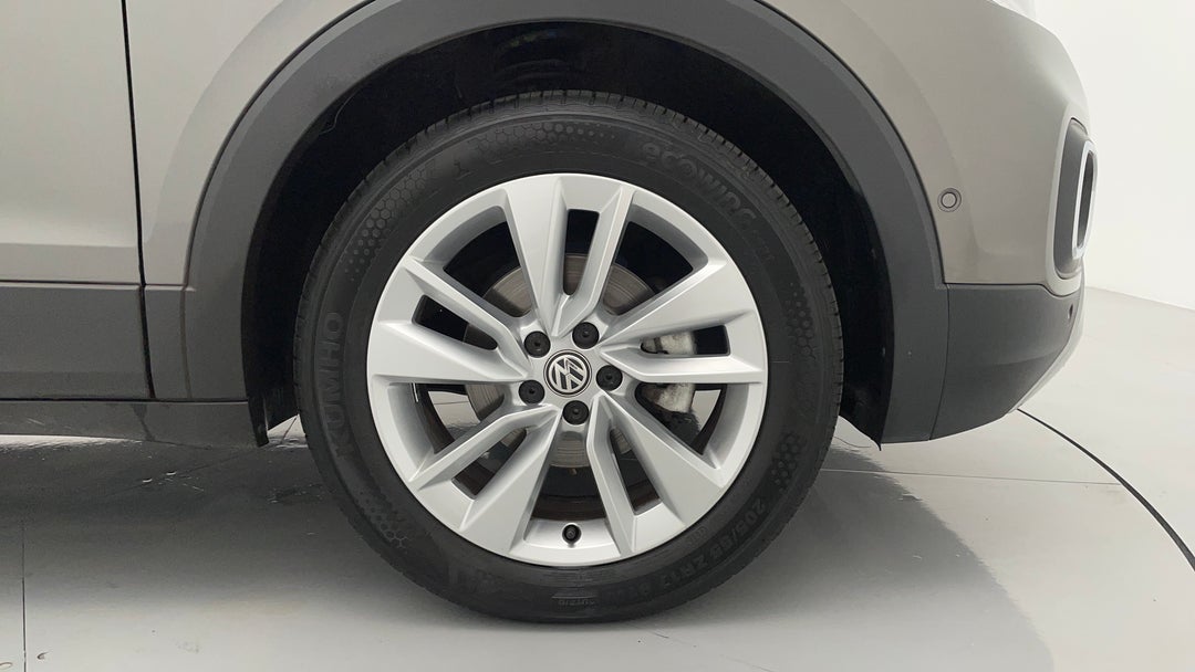 2020 Volkswagen T-cross 85tsi Style, Automatic, 37458 km, Right Front Wheel