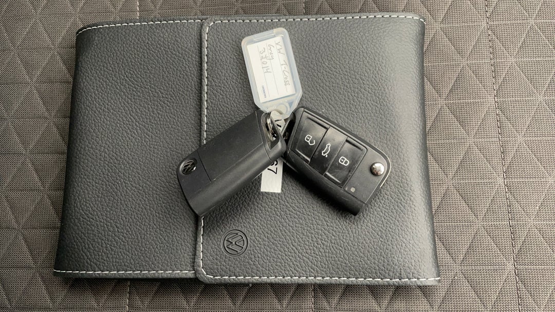 2020 Volkswagen T-cross 85tsi Style, Automatic, 37458 km, Key Close-up