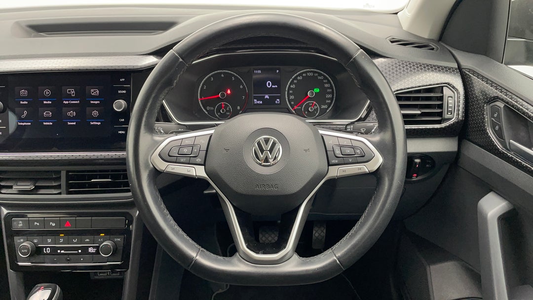 2020 Volkswagen T-cross 85tsi Style, Automatic, 37458 km, Steering Wheel Close-up