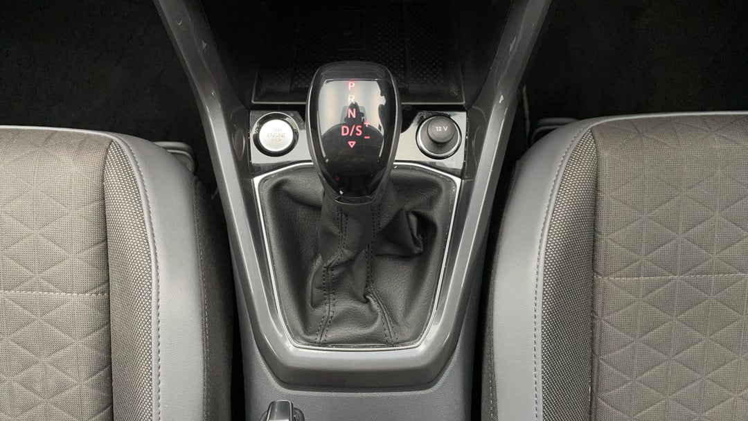 2020 Volkswagen T-cross 85tsi Style, Automatic, 37458 km, Gear Lever 