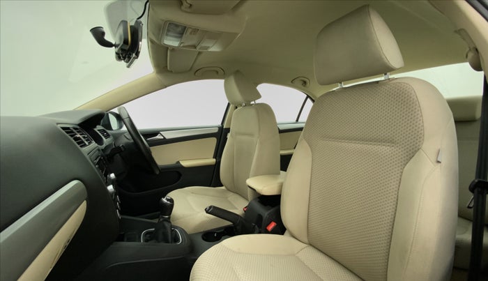 2012 Volkswagen Jetta TRENDLINE 1.4 TSI MT, Petrol, Manual, 33,860 km, Right Side Front Door Cabin