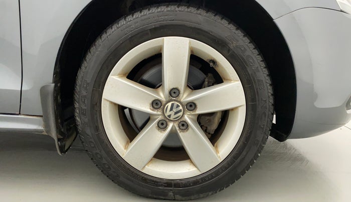 2012 Volkswagen Jetta TRENDLINE 1.4 TSI MT, Petrol, Manual, 33,860 km, Right Front Wheel