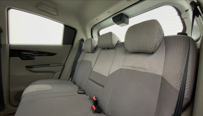 2016 Mahindra Kuv100 K8 D 5 STR, Diesel, Manual, 62,404 km, Right Side Rear Door Cabin