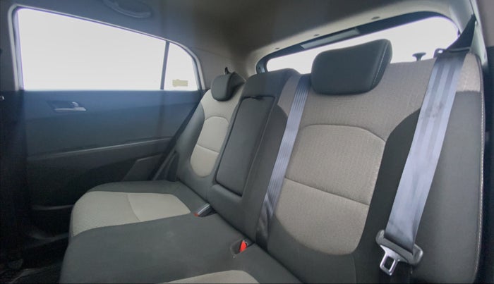 2016 Hyundai Creta 1.6 SX PLUS VTVT, Petrol, Manual, 36,863 km, Right Side Door Cabin View