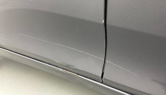 2017 Hyundai Eon MAGNA PLUS, Petrol, Manual, 59,953 km, Right rear door - Minor scratches