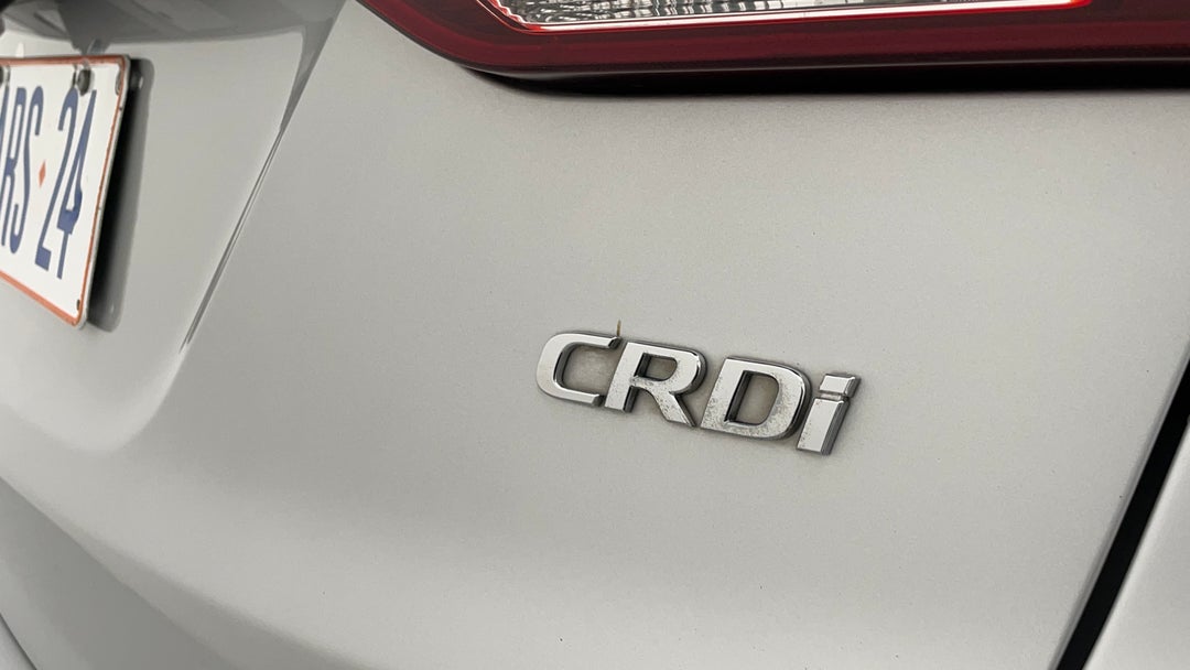 2016 Hyundai Santa Fe Highlander Crdi (4x4), Automatic, 60553 km, Badge (Boot Right Side)