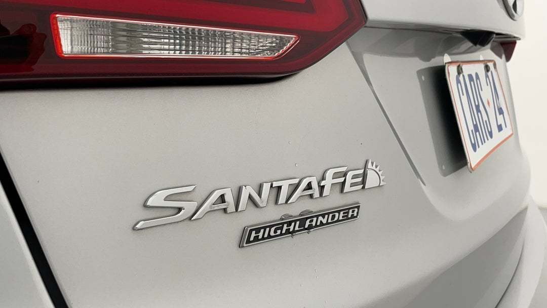 2016 Hyundai Santa Fe Highlander Crdi (4x4), Automatic, 60553 km, Badge (Boot Left Side)