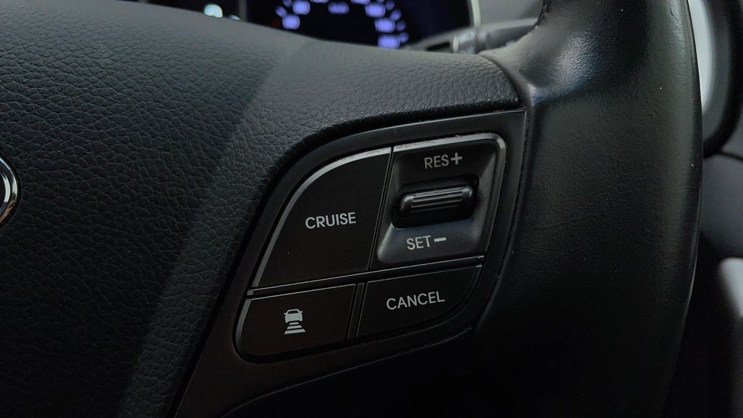 2016 Hyundai Santa Fe Highlander Crdi (4x4), Automatic, 60553 km, Cruise Control