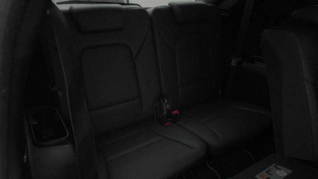 2016 Hyundai Santa Fe Highlander Crdi (4x4), Automatic, 60553 km, Third Row Seats